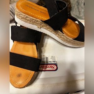 Madden Girl Black Wedges